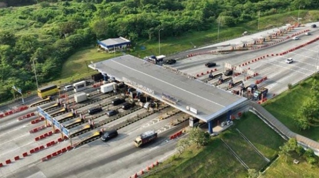 Liburan Akhir Tahun 2025? Intip Tarif Tol Jogja-Jakarta Plus Cara Isi Saldo Tol Langsung Lewat HP