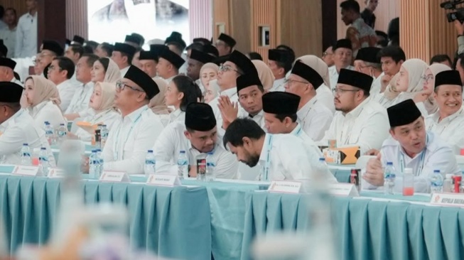 Bobby Nasution Bagikan Momen Ngobrol Bareng Gubernur Aceh Mualem di Acara Gerindra