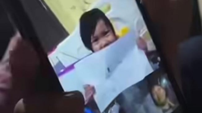 Bilqis, bocah 4 tahun di Makassar yang sempat hilang hampir sepekan kini ditemukan di Jambi [Suara.com/Istimewa] 