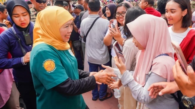 Gubernur Jawa Timur, Khofifah Indar Parawansa disambut hangat masyarakat. (Dok: Pemprov Jatim)
