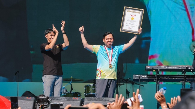 Ketua DPD Raih Dua Rekor MURI Berkat Inisiasi Gerakan Hijau Nasional