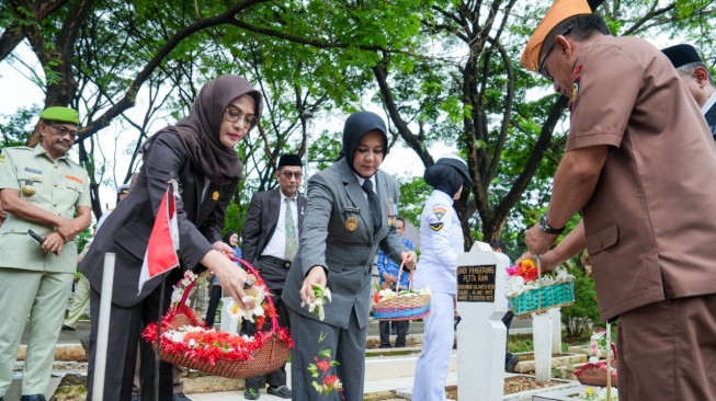 Fatmawati Rusdi Ajak Generasi Muda Menjadi Pahlawan Masa Kini
