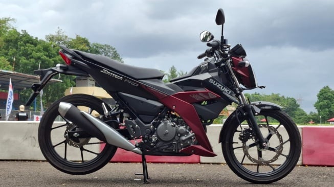 Suzuki Satria Pro Jadi Andalan Baru Suzuki di Segmen Motor Bebek Urderbone. (Foto: SUARA.com/Manuel Jeghesta)