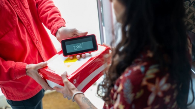 Paket Tak Kunjung Gerak dari DC Berbah, Warganet Ramai-Ramai Mengeluh!