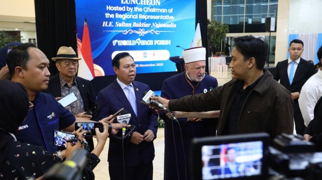 Jadi Pembicara Kunci di COP30 Brasil, Sultan Baktiar Najamudin Tawarkan Gagasan Green Democracy