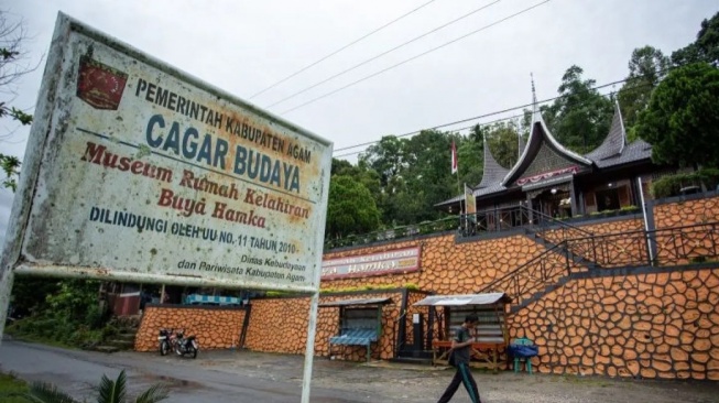 Malaysia Lirik Wisata Religi Danau Maninjau, Nama Buya Hamka Jadi Daya Tarik Utama!