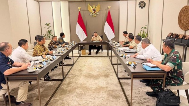 Tunda Penerbangan 2 Jam untuk Rapat, Ini Arahan Prabowo soal Serapan Anggaran dan Transfer ke Daerah