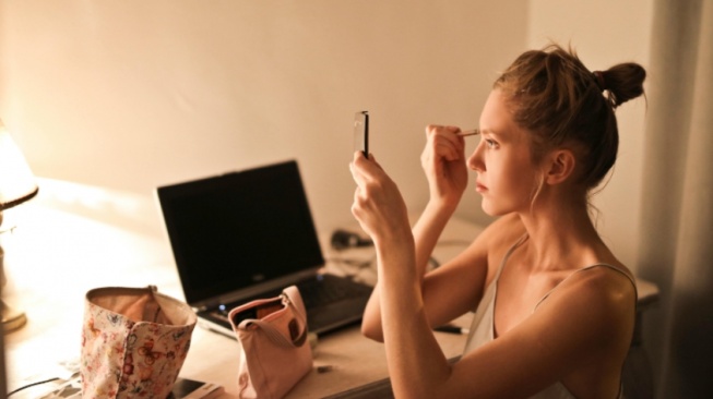 Rekomendasi 4 Produk Makeup Multifungsi, Hemat Waktu Hemat Drama