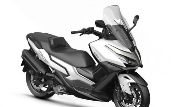 Zontes 552, pesaing Yamaha TMAX (Greatbiker)