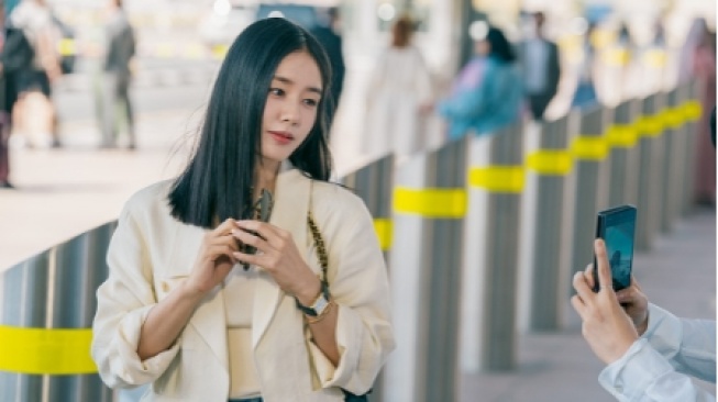 5 Drakor Terbaru Ahn Eun Jin di Netflix, Dynamite Kiss Tayang Hari Ini