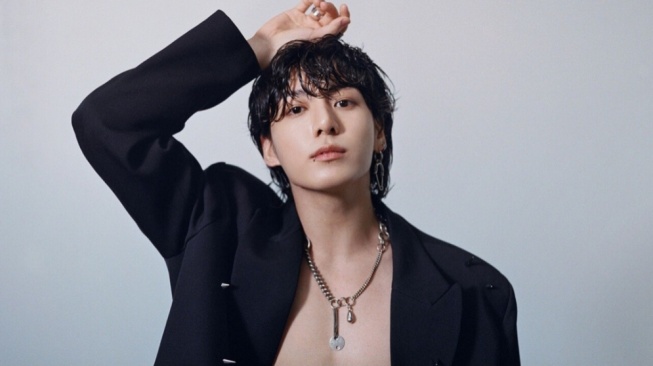 2 Isu Panas Jungkook BTS, Rumor Pacari Winter aespa dan Video Bareng Wanita Misterius