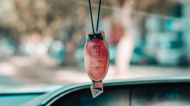 5 Rekomendasi Parfum Mobil Anti Bikin Mual: Segar dan Hempas Bau Menyengat