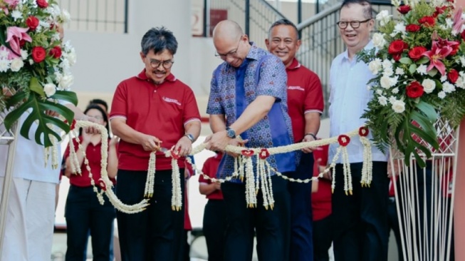 Tonggak Baru Pendidikan Tinggi di Karawang: Dari Gedung Menjulang hingga Generasi Global