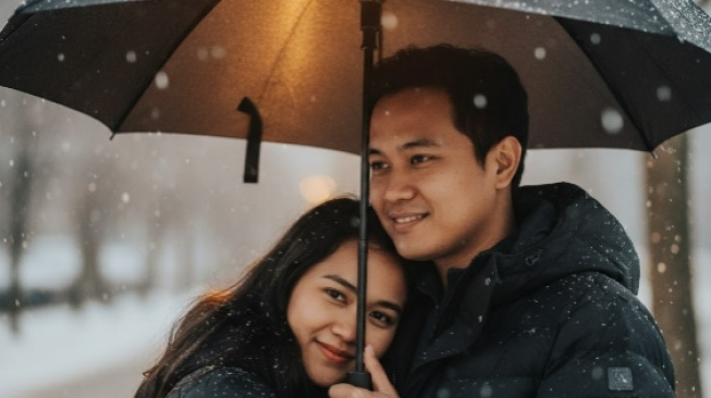 10 Prompt Gemini AI untuk Edit Foto dengan Efek Salju yang Viral