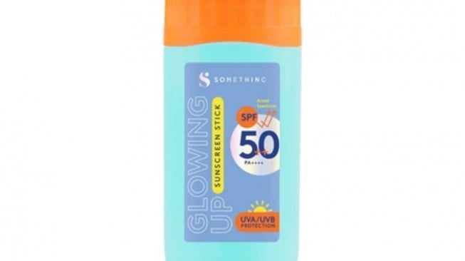 SOMETHINC Makeup Holyshield Glow Sunscreen Stick SPF 50++ PA+++ (Dok. Shopee)