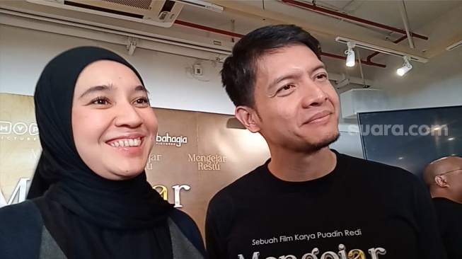 Dhini Aminarti dan Dimas Seto ditemui di Thamrin, Jakarta Pusat pada Kamis, 13 November 2025. [Suara.com/Rena Pangesti]