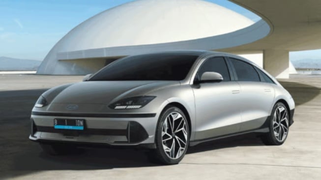 5 Pilihan Mobil Listrik yang Bisa Parkir Otomatis, dari BMW Seri 7 hingga Nissan Leaf