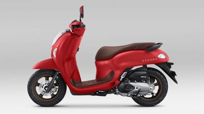 New Honda Scoopy Tampil Lebih Stylish dengan Pilihan Warna Baru