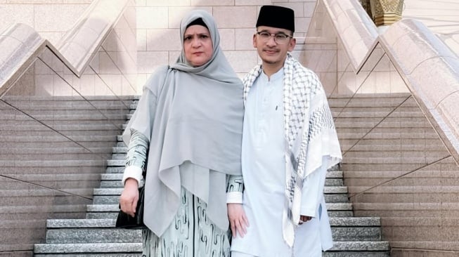 Ruben Onsu dan tantenya, Maipa Khalifah (Instagram/@maipa_khalifah)