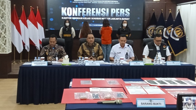 Terbongkar! Prostitusi Online WNA Uzbekistan di Jakbar, Pasang Tarif Fantastis Rp15 Juta