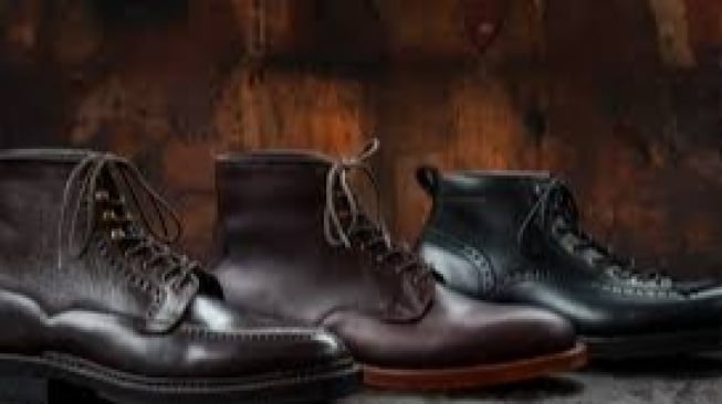7 Sepatu Lokal Paling Mahal dengan Kualitas Import untuk Pengusaha Muda