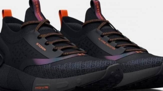 Under Armour HOVR Phantom 3. [Shopee]
