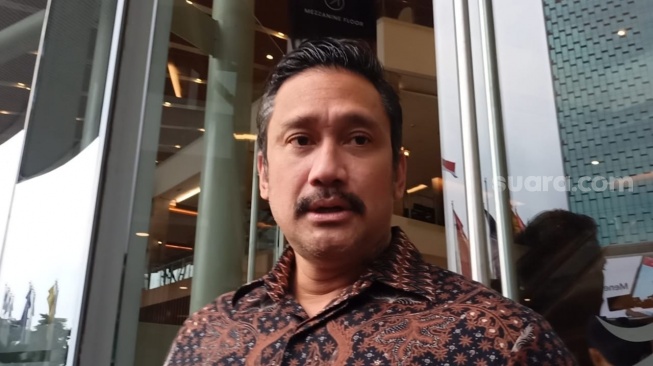 Tora Sudiro Beri Pesan 'Nakal' Buat Boiyen di Hari Pernikahan: Jangan Lupa Gosok Gigi Sebelum Ciuman