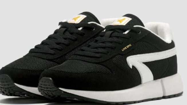 Brodo Corsa Classic White. [Brodo]