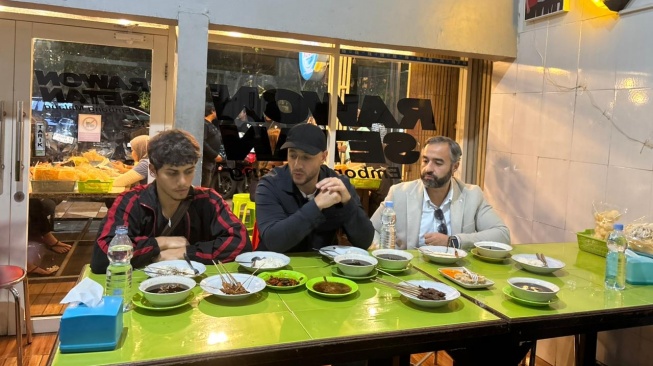 Maher Zain dan Harris J Siap Guncang Surabaya dalam Puncak Indonesia Tour 2025