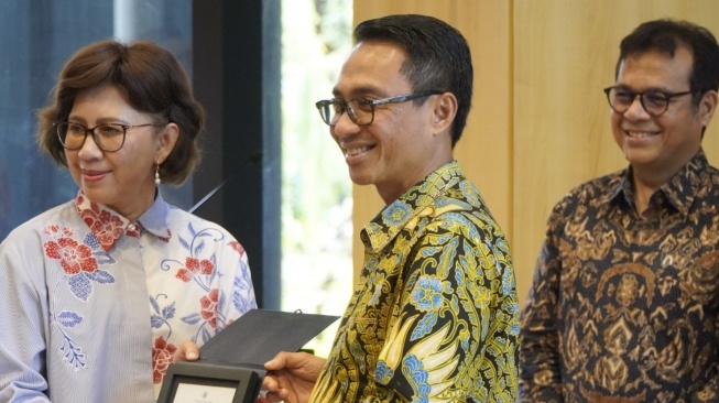 Dorong Pemanfaatan Teknologi AI Inklusif, Telkom dan UGM Jalin Kerja Sama Strategis