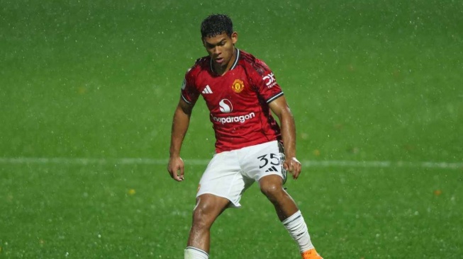 Gabung Manchester United, Diego Leon Jadi Kebanggaan Masyarakat Paraguay