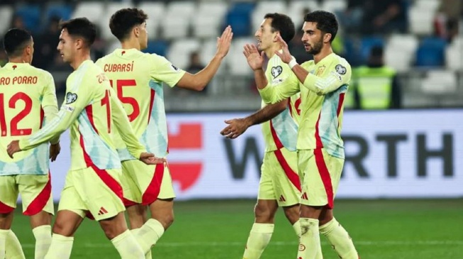 Spanyol Catat 30 Laga Beruntun Tanpa Kekalahan, Luis de la Fuente Ingatkan Pemain Tak Puas Diri