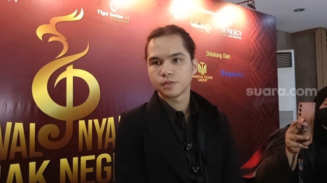 Reaksi Adem Dul Jaelani Dengar Isu Keretakan Rumah Tangga Ahmad Dhani dan Mulan Jameela