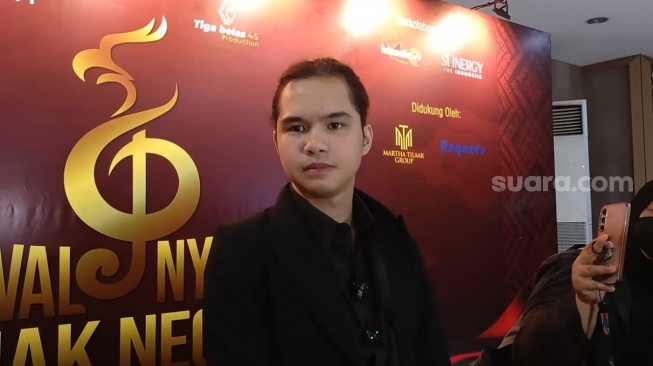 Dul Jaelani ditemui di RRI , Jakarta Pusat pada Selasa, 18 November 2025. [Suara.com/Rena Pangesti]