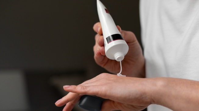 4 Rekomendasi Body Lotion Penghilang Luka Darah Manis, Efektif Samarkan Koreng di Tangan dan Kaki