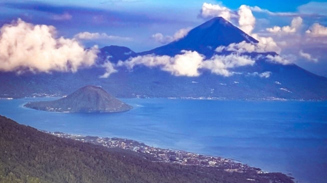 Perairan di kawasan Ternate  (Dok: Harita)