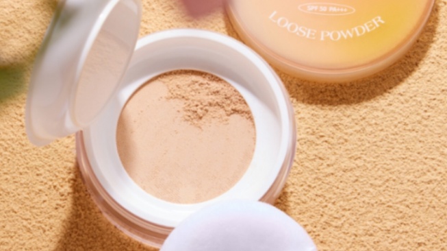 Stop Komedo! 7 Bedak Tabur Non-Comedogenic Terbaik yang Bikin Wajah Matte Tahan Lama