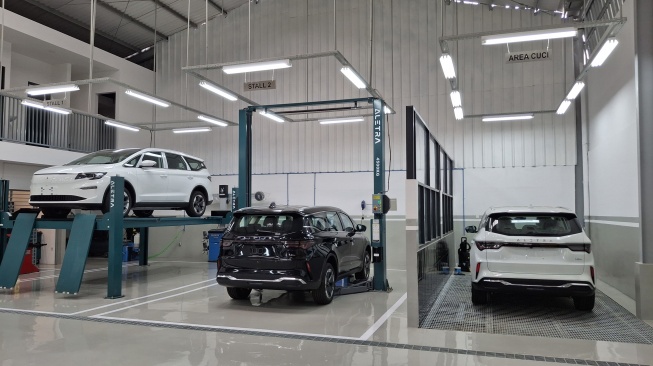Aletra resmikan dealer ke 6 di wilayah Jakarta Timur. (Foto: SUARA.COM/Michele Alessandra)