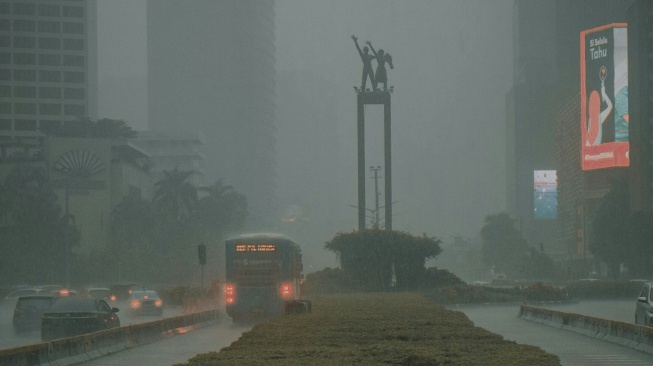 Prediksi Cuaca Hari Ini 20 November, BMKG: Waspada Hujan & Angin di Berbagai Wilayah Indonesia