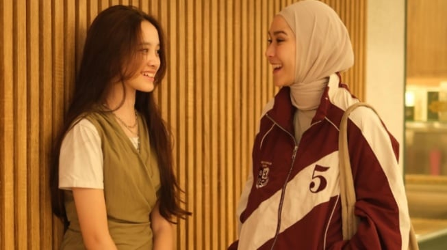 Anak Pakai Rok Terlalu Pendek di Sekolah, Zaskia Adya Mecca Kena Tegur Guru