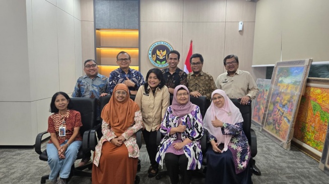 Pertemuan perdana tim pakar yang diinisiasi Wakil Kepala BGN, Nanik Sudaryati Deyang, di Kantor BGN, Menteng, Jakarta, Kamis (20/11/2025).