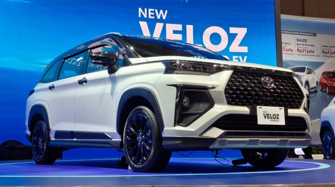 Resmi Meluncur Harga Veloz Hybrid Tak Sampai Rp 300 Juta