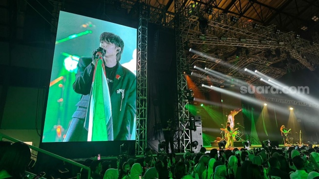 Kupas Tuntas Konser The 1/9 Tour by eaJ di Jakarta: Musik, Empati, dan Energi