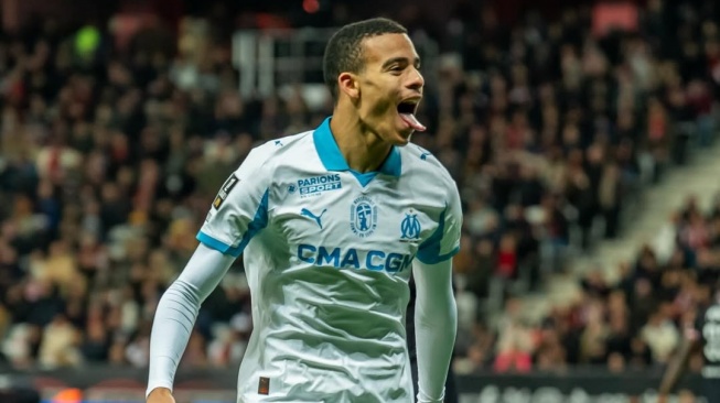 Eks Man United Cetak Dua Gol, Marseille Bantai Nice 5-1 dan Naik ke Puncak Klasemen