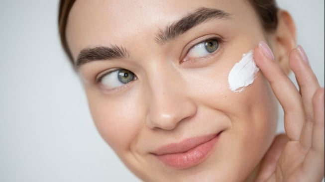 5 Moisturizer Anti-Aging Mengandung Kolagen, Kulit Tetap Kencang dan Elastis