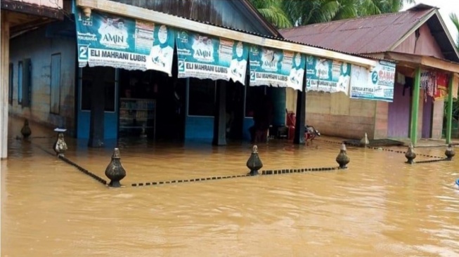 Banjir Landa Madina Sumut, 71 Kepala Keluarga Terdampak