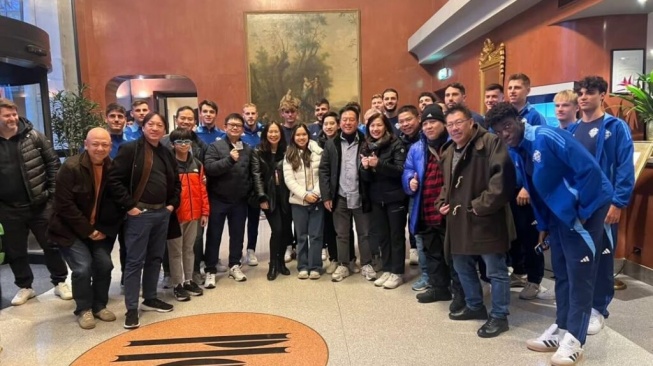 Potret Victor Hartono Bos Como 1907 Bawa 52 Orang ke Italia Nonton Juventus