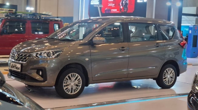 Jajaran Produk Hybrid Suzuki di GJAW 2025. (Foto: SUARA.COM/Manuel Jeghesta)