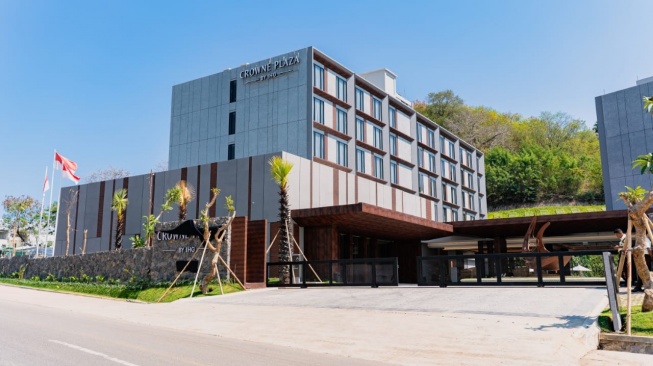 MMS Land Cari Peruntungan di Labuan Bajo Lewat Hotel Mewah