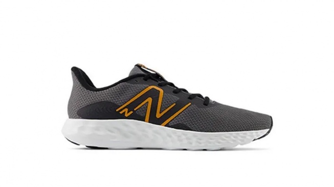 New Balance 411 Men's Running Shoes (sportsstation.id)